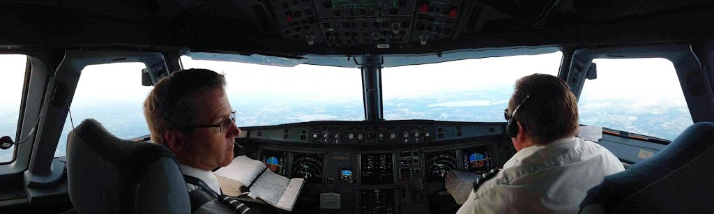 Cockpit Jumpseating: The Best Seat in the House - Aviation News