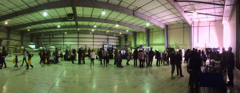 Hangar Pano 2