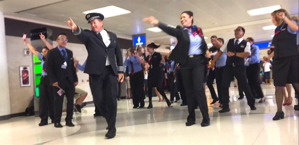 flash-mob-ss Flash Mob: White Pilots Can Dance!