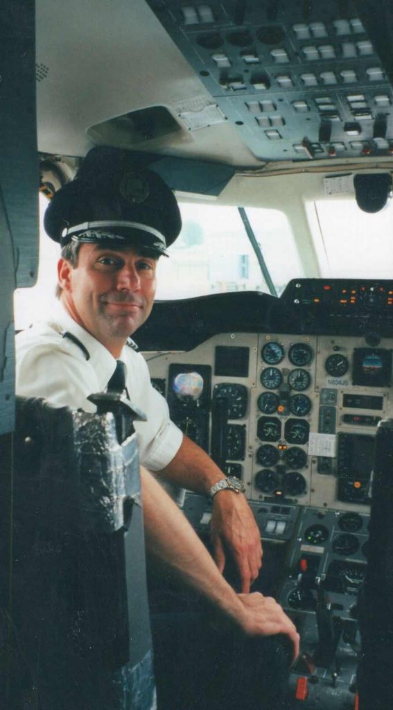 -Captain J31 CHQ Airlines 2000