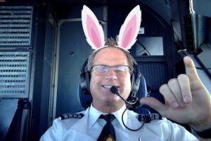 Aux Bunny ears Cockpit Blogs, Blog Buddies...and United's (Un)Friendly Skies?