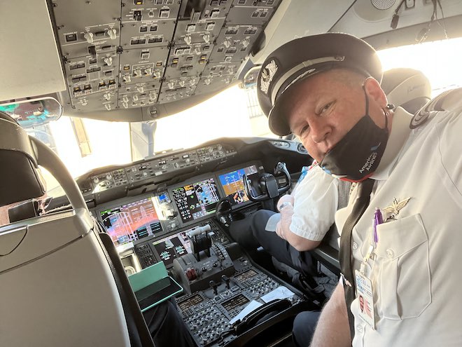 Maiden Voyage of the Boeing 777 787 jump